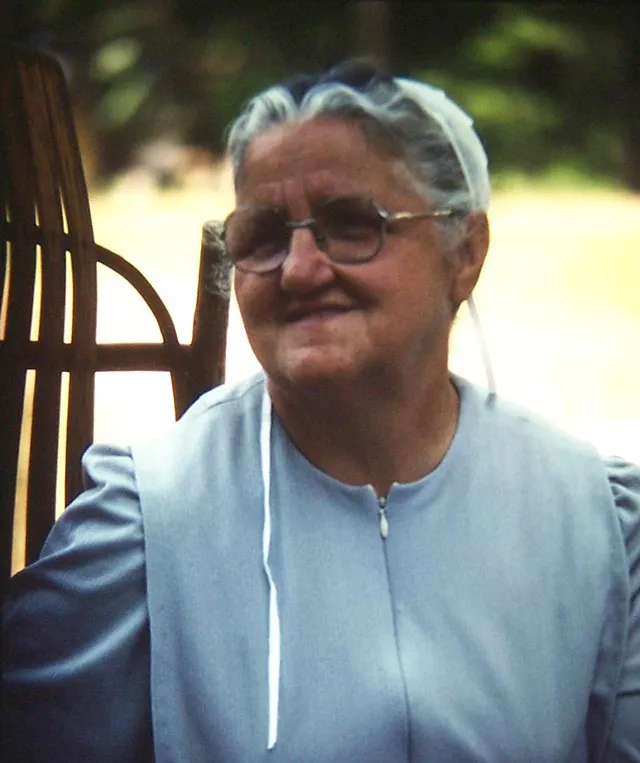 anna marys old fashioned fruit cake